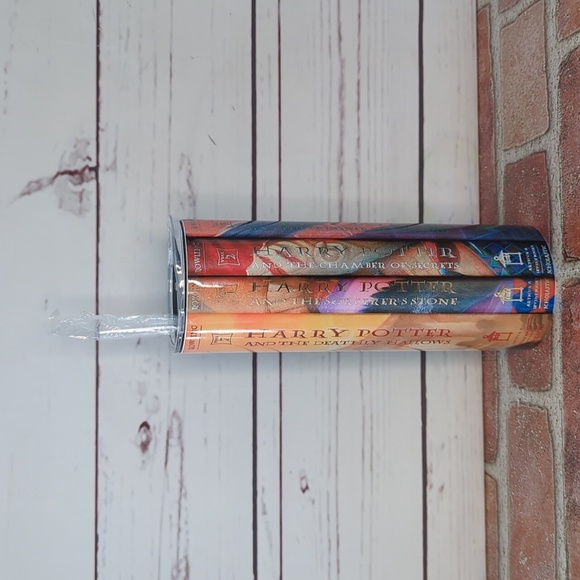 Harry‎ Potter Book Library Series 1-7 Twenty Ounce Travel Tumbler Cup Brand New - Picture 1 of 16